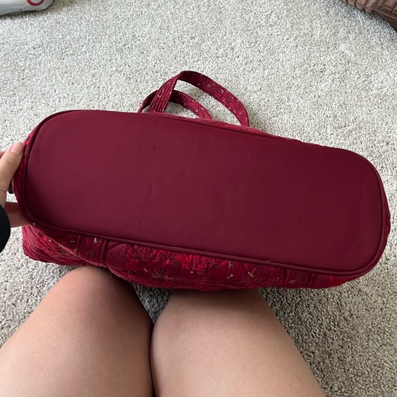 🔴DONNA SHARP: Women’s large red quilted fabric tote bag w/pockets, preowned🔴 - Picture 9 of 10
